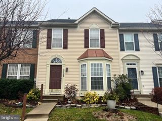 5126 MCLAUREN LN, Frederick, MD 21703
