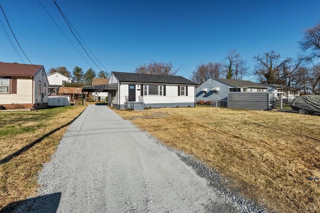 1318 5th Street, Altavista, VA 24517