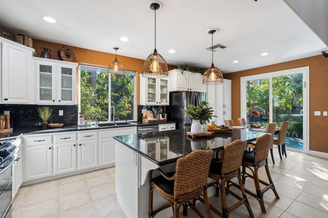 23 Agnell Ct, Sacramento, CA 95835