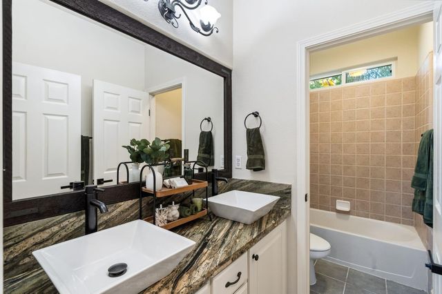 23 Agnell Ct, Sacramento, CA 95835