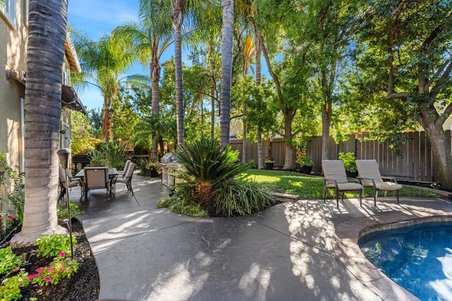 23 Agnell Ct, Sacramento, CA 95835