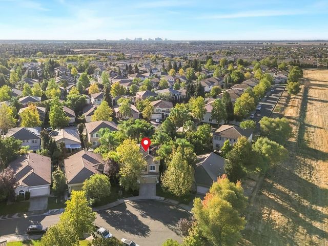 23 Agnell Ct, Sacramento, CA 95835