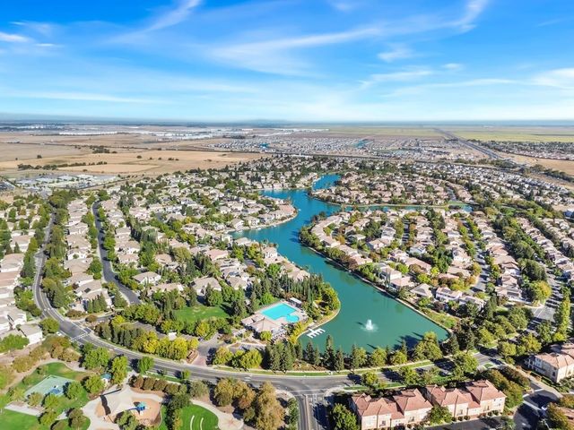 23 Agnell Ct, Sacramento, CA 95835
