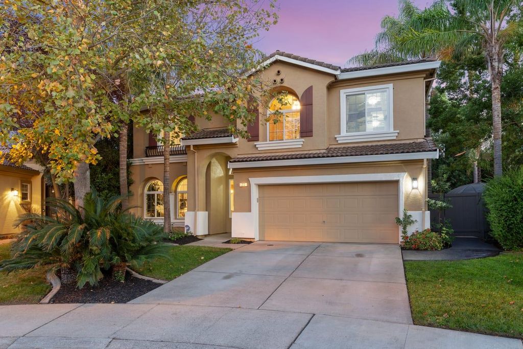 23 Agnell Ct, Sacramento, CA 95835