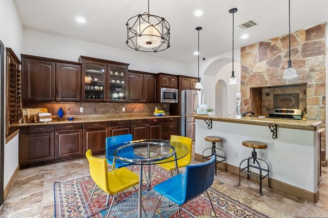 2915 ELK RIVER TRL, Bulverde, TX 78163