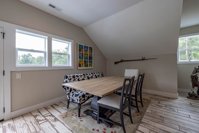 4368 Us 117, Burgaw, NC 28425