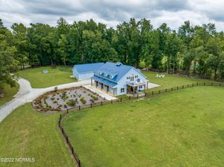 4368 Us 117, Burgaw, NC 28425