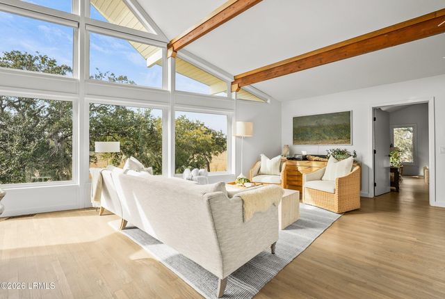 72 Lost Island Road, Beaufort, SC 29907