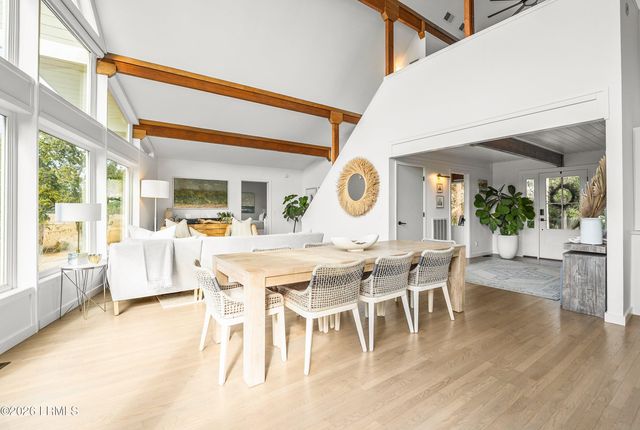 72 Lost Island Road, Beaufort, SC 29907