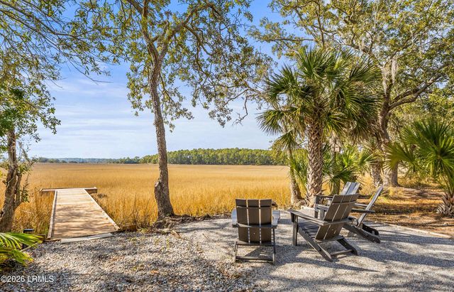 72 Lost Island Road, Beaufort, SC 29907