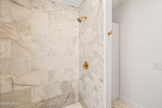 72 Lost Island Road, Beaufort, SC 29907