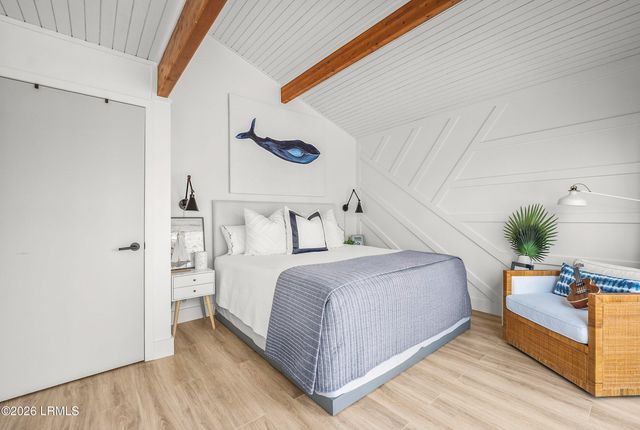 72 Lost Island Road, Beaufort, SC 29907