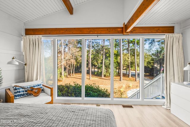 72 Lost Island Road, Beaufort, SC 29907