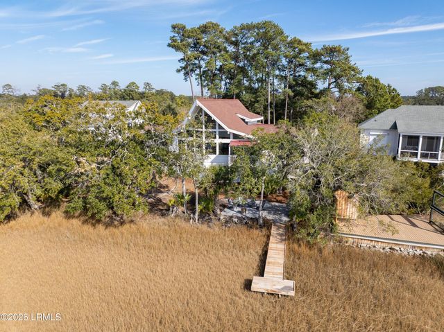 72 Lost Island Road, Beaufort, SC 29907