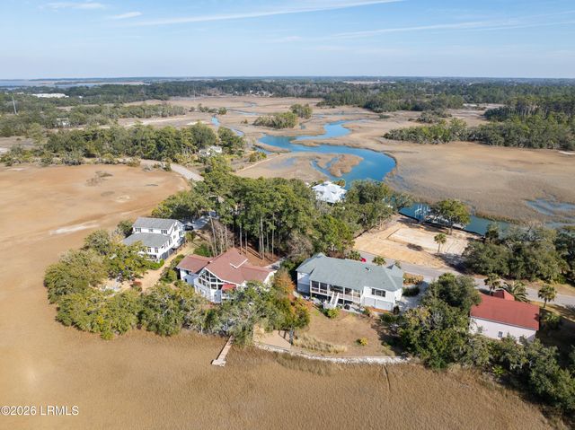 72 Lost Island Road, Beaufort, SC 29907