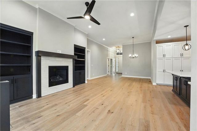 10504 N Mulberry Street, Kansas City, MO 64155