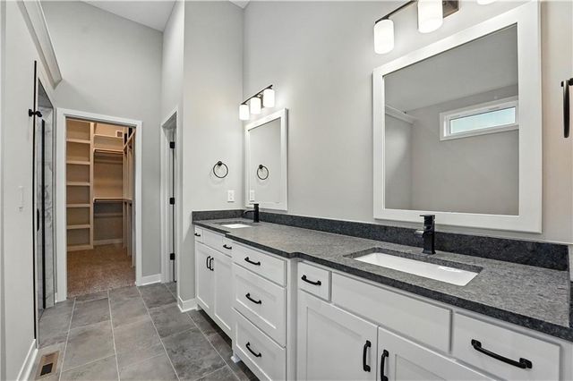 10504 N Mulberry Street, Kansas City, MO 64155