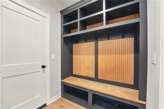 10504 N Mulberry Street, Kansas City, MO 64155