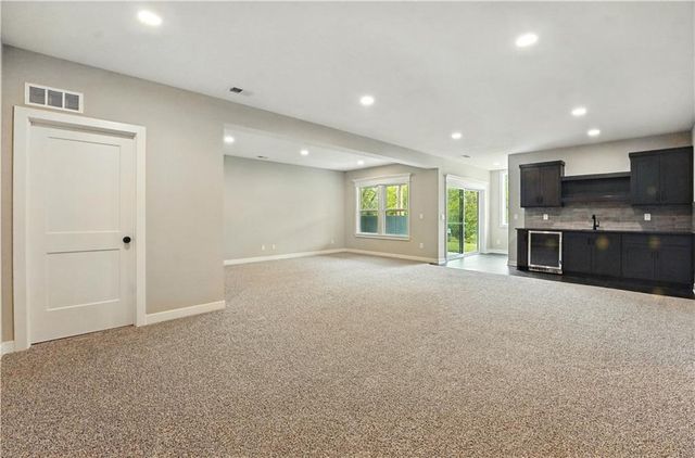 10504 N Mulberry Street, Kansas City, MO 64155