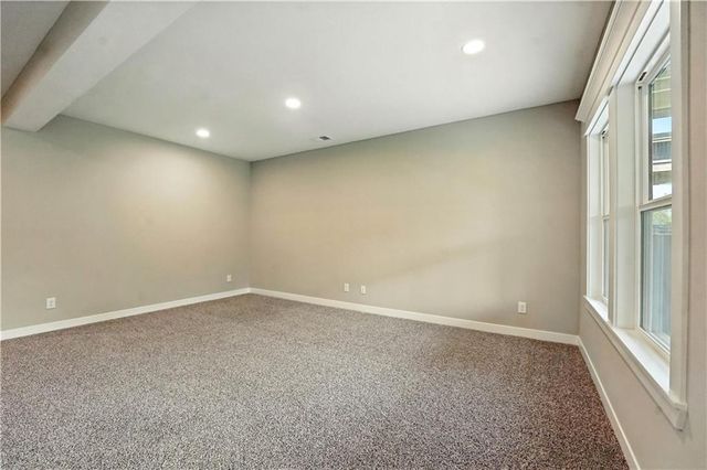 10504 N Mulberry Street, Kansas City, MO 64155