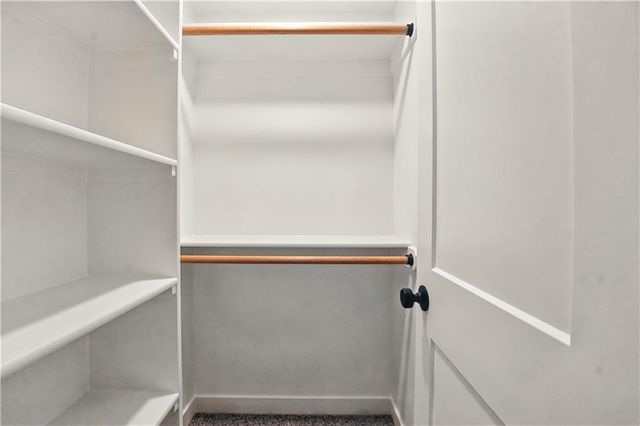 10504 N Mulberry Street, Kansas City, MO 64155