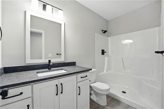 10504 N Mulberry Street, Kansas City, MO 64155