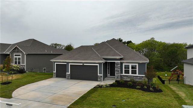 10504 N Mulberry Street, Kansas City, MO 64155