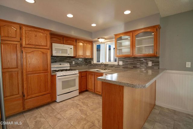 616 Walker Avenue, Camarillo, CA 93010