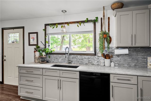 5176 Orchard Avenue, Hamburg, NY 14075