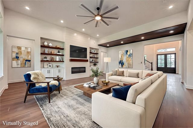 135 Bentwater Bay Drive, Montgomery, TX 77356