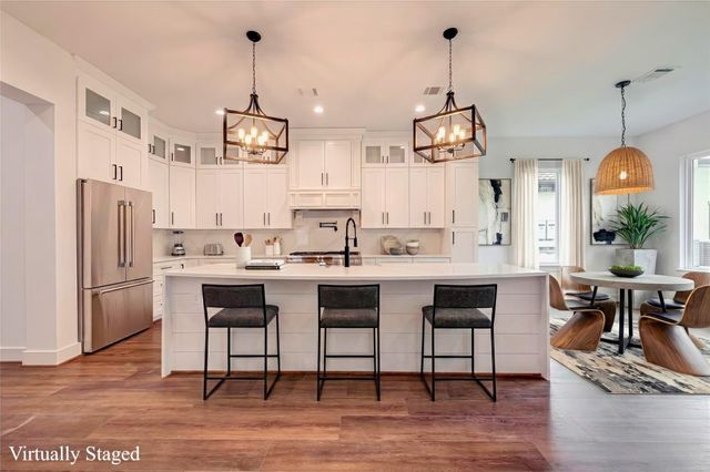 135 Bentwater Bay Drive, Montgomery, TX 77356