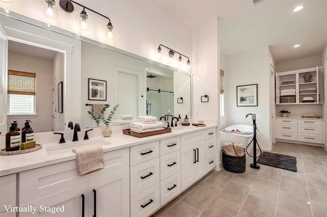 135 Bentwater Bay Drive, Montgomery, TX 77356