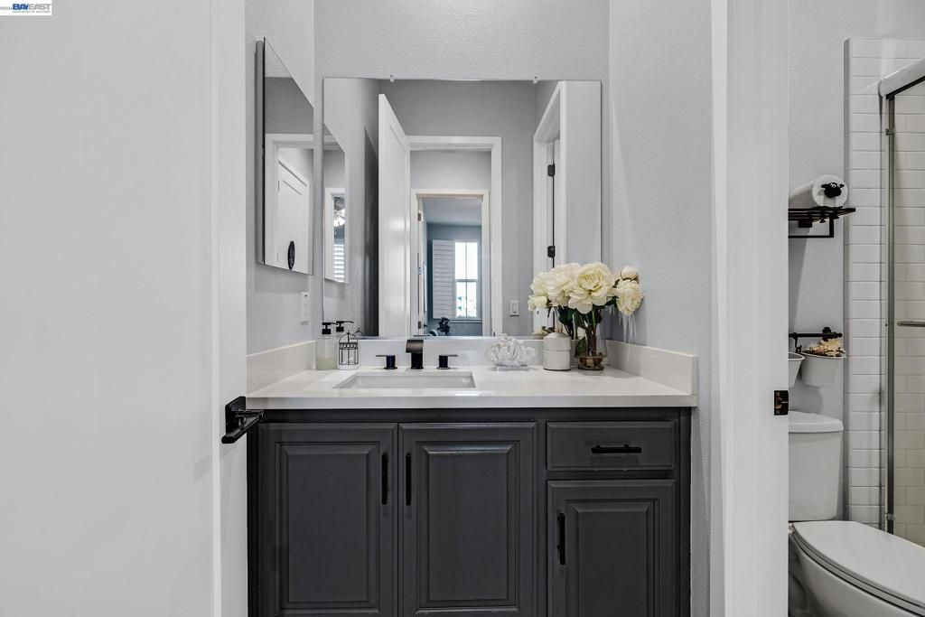 Image 13 of property listing at 7126 Stags Leap Ln, Dublin, CA 94568