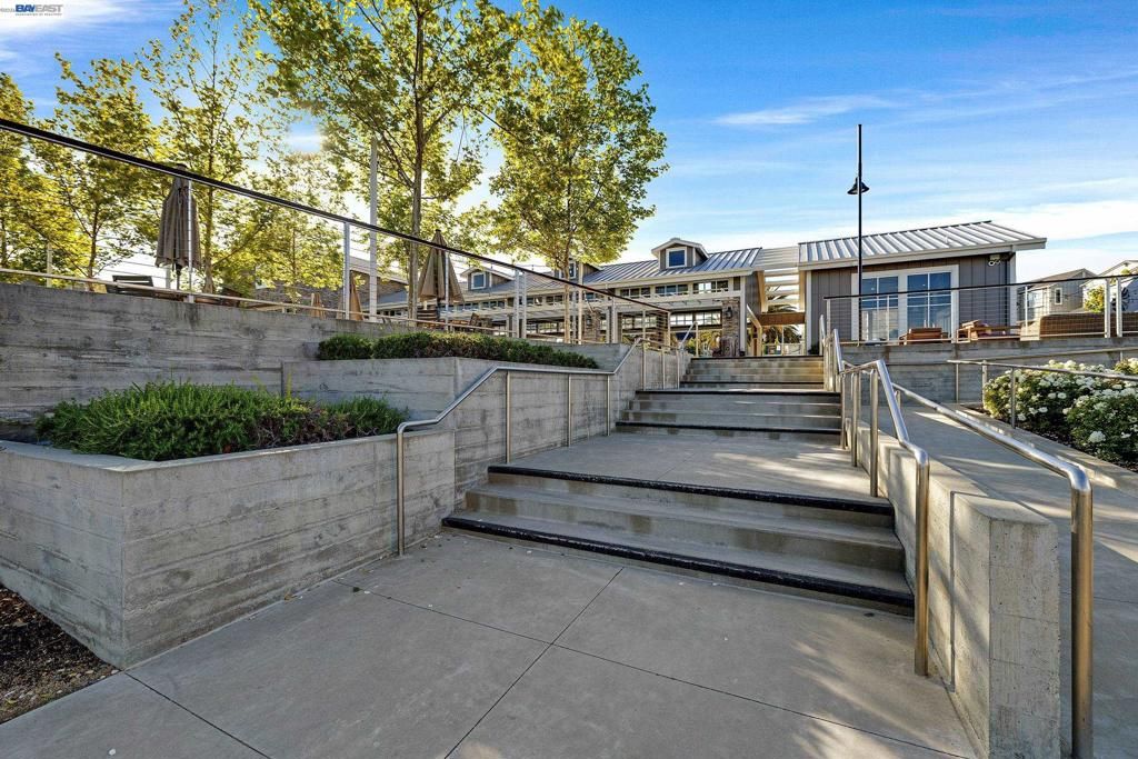 Image 36 of property listing at 7126 Stags Leap Ln, Dublin, CA 94568
