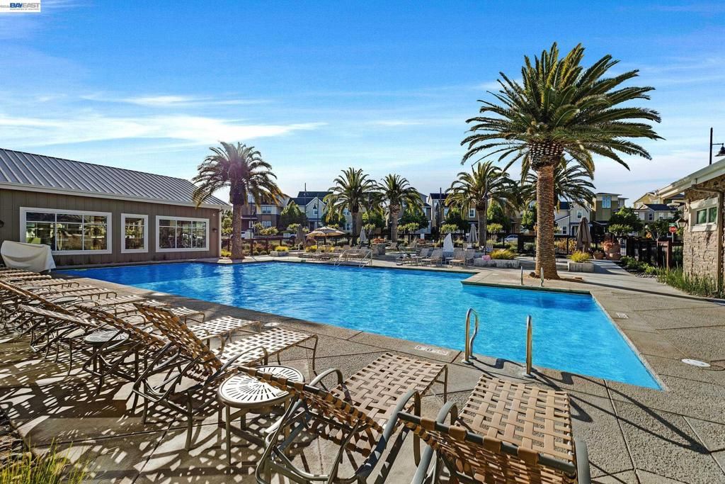 Image 39 of property listing at 7126 Stags Leap Ln, Dublin, CA 94568