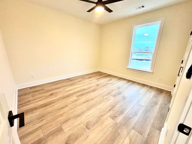 16 Avondale Road, Cabot, AR 72023