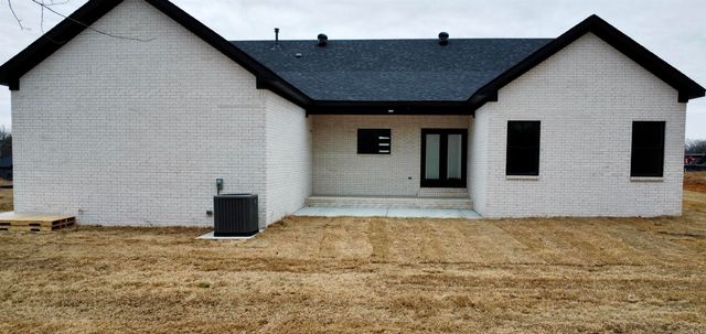 16 Avondale Road, Cabot, AR 72023