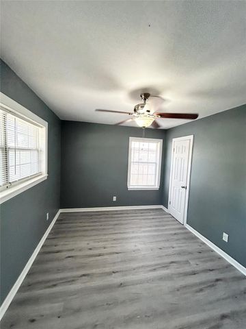 502 Avenue F 3, South Houston, TX 77587