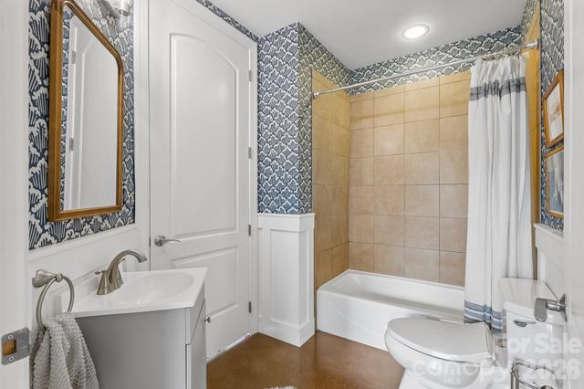 2338 Yadkin Avenue 310, Charlotte, NC 28205