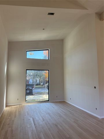 8911 Forest Hills Boulevard, Dallas, TX 75218