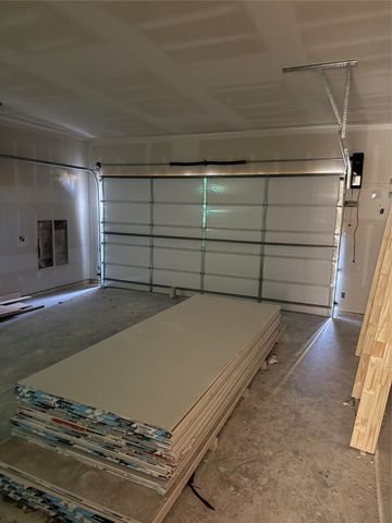 8911 Forest Hills Boulevard, Dallas, TX 75218