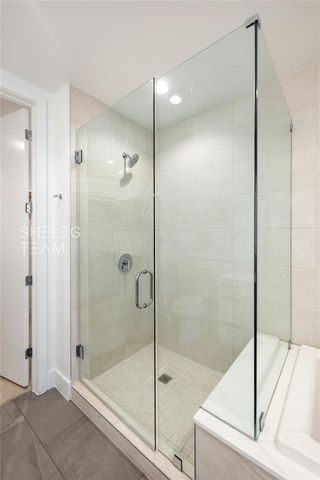 808 Crawford Street 4110, Houston, TX 77010