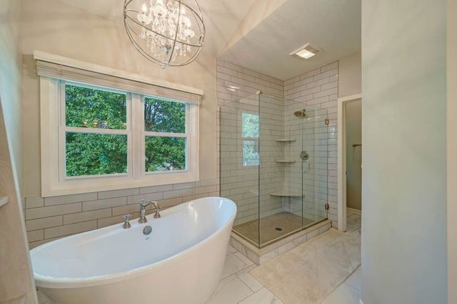 35087 Burgundy Circle, Waukee, IA 50263