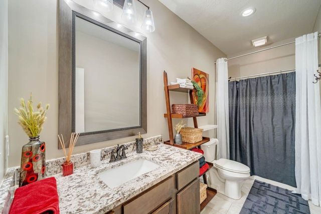 35087 Burgundy Circle, Waukee, IA 50263