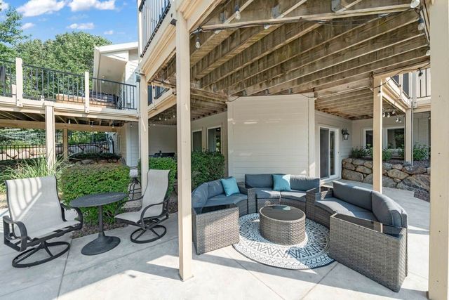 35087 Burgundy Circle, Waukee, IA 50263