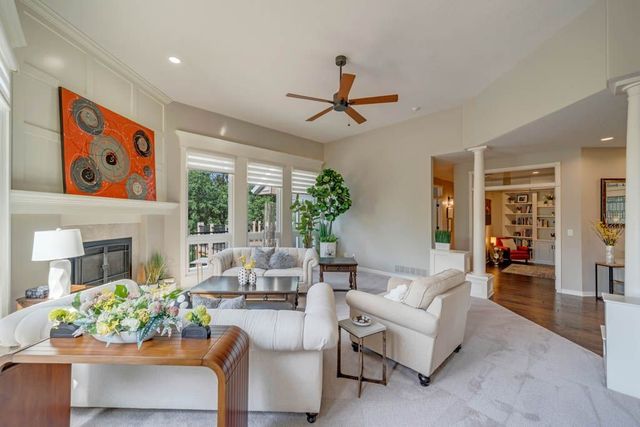 35087 Burgundy Circle, Waukee, IA 50263