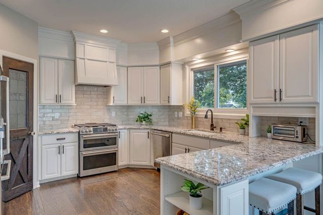 35087 Burgundy Circle, Waukee, IA 50263