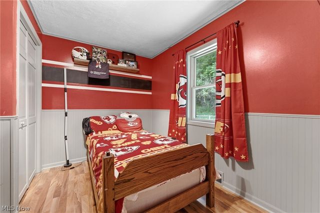 6942 Mount Pleasant Road NE, Zoarville, OH 44656
