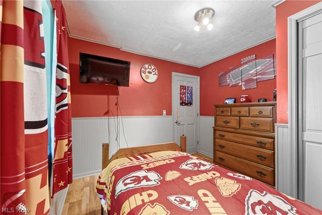 6942 Mount Pleasant Road NE, Zoarville, OH 44656