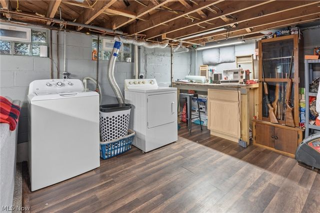 6942 Mount Pleasant Road NE, Zoarville, OH 44656